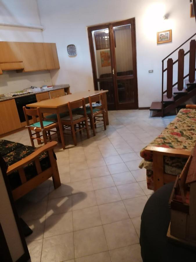 Вилла Casa Vacanze 'La Piazza' Дзоне Экстерьер фото